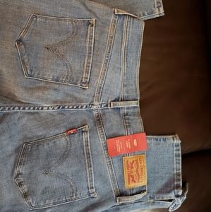 NWT LEVI'S CLASSIC Crop